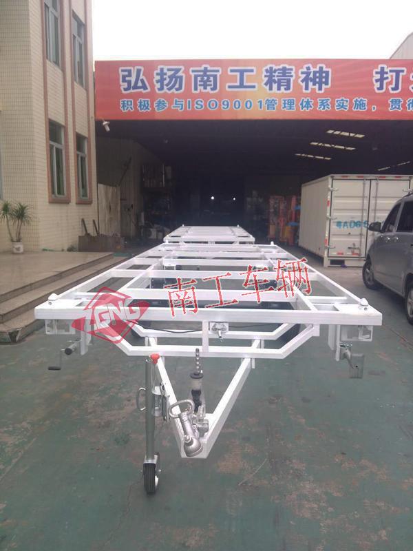 4吨房车底盘 全挂球友会(中国)