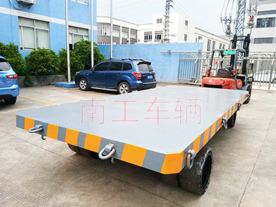 25吨重型球友会(中国)带牵引环工具拖车1I.jpg