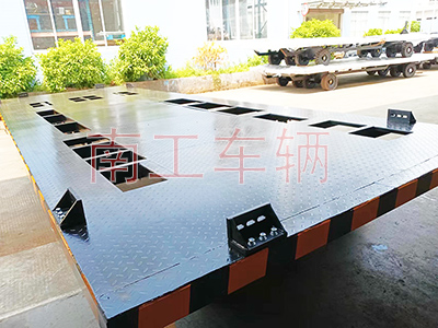 13点5吨箱变拖车底盘 全挂式球友会(中国)3I.jpg
