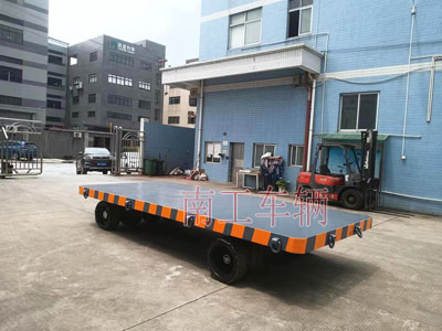 25吨重型工业球友会(中国)全挂式牵引拖车底盘带牵引环3I.jpg