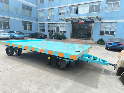 18吨重型球友会(中国) 四个转盘工具拖车I.jpg