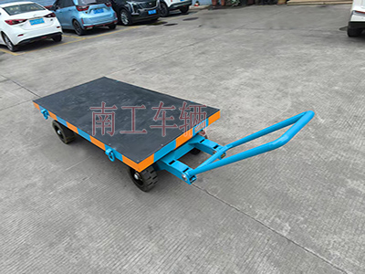 3吨小型球友会(中国) 还橡胶垫工具车I.jpg