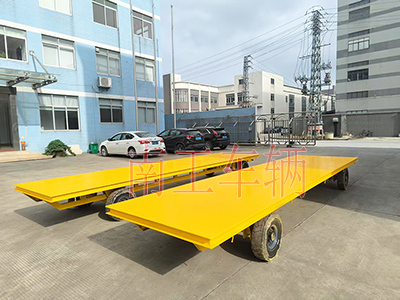 5吨球友会(中国) 牵引平板全挂拖车5I.jpg