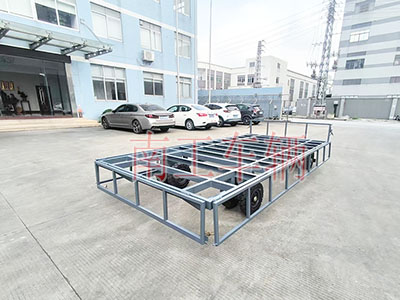 4吨骨架式球友会(中国) 带下翻护栏工具拖车5I.jpg