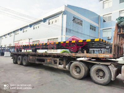 1768384692908021.jpg 15吨13米加长骨架型华体会(中国)一站式服务平台3I.jpg